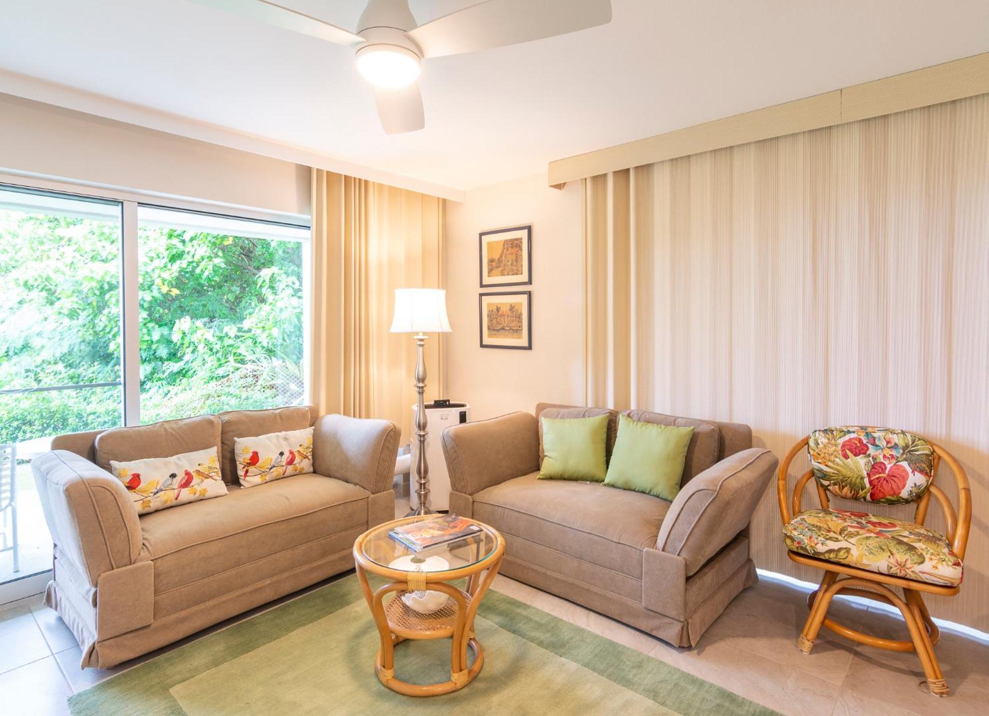 Napili Surf Beach Resort By Castle Kapalua Room photo