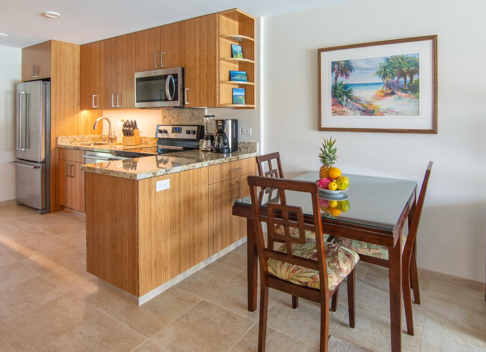 Napili Surf Beach Resort By Castle Kapalua Exterior photo